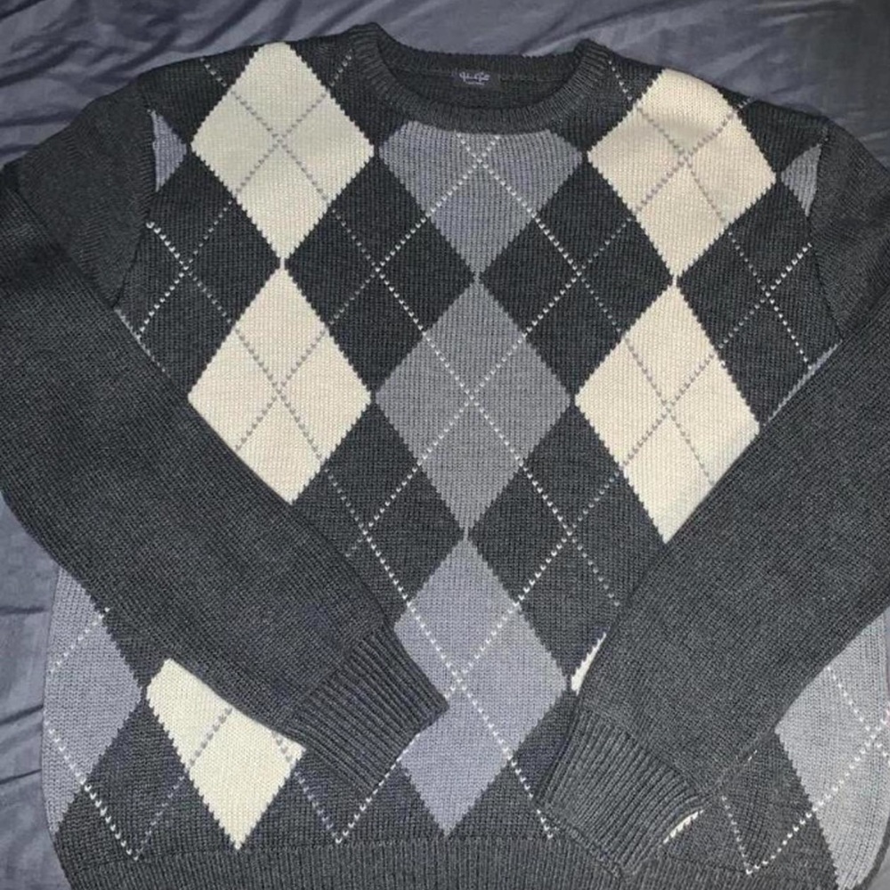 Brandy Melville Argyle Sweater - Black, Gray, and Cream